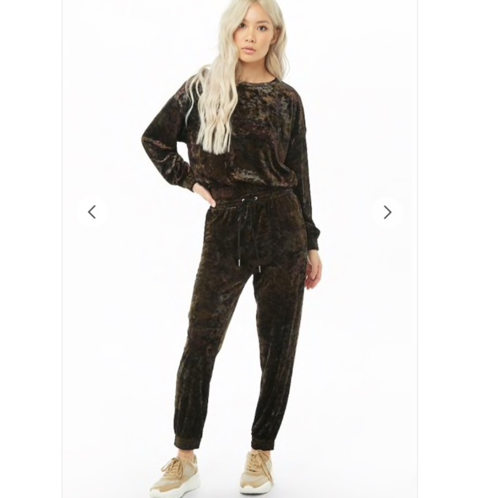 Crushed Velvet Camo Joggers